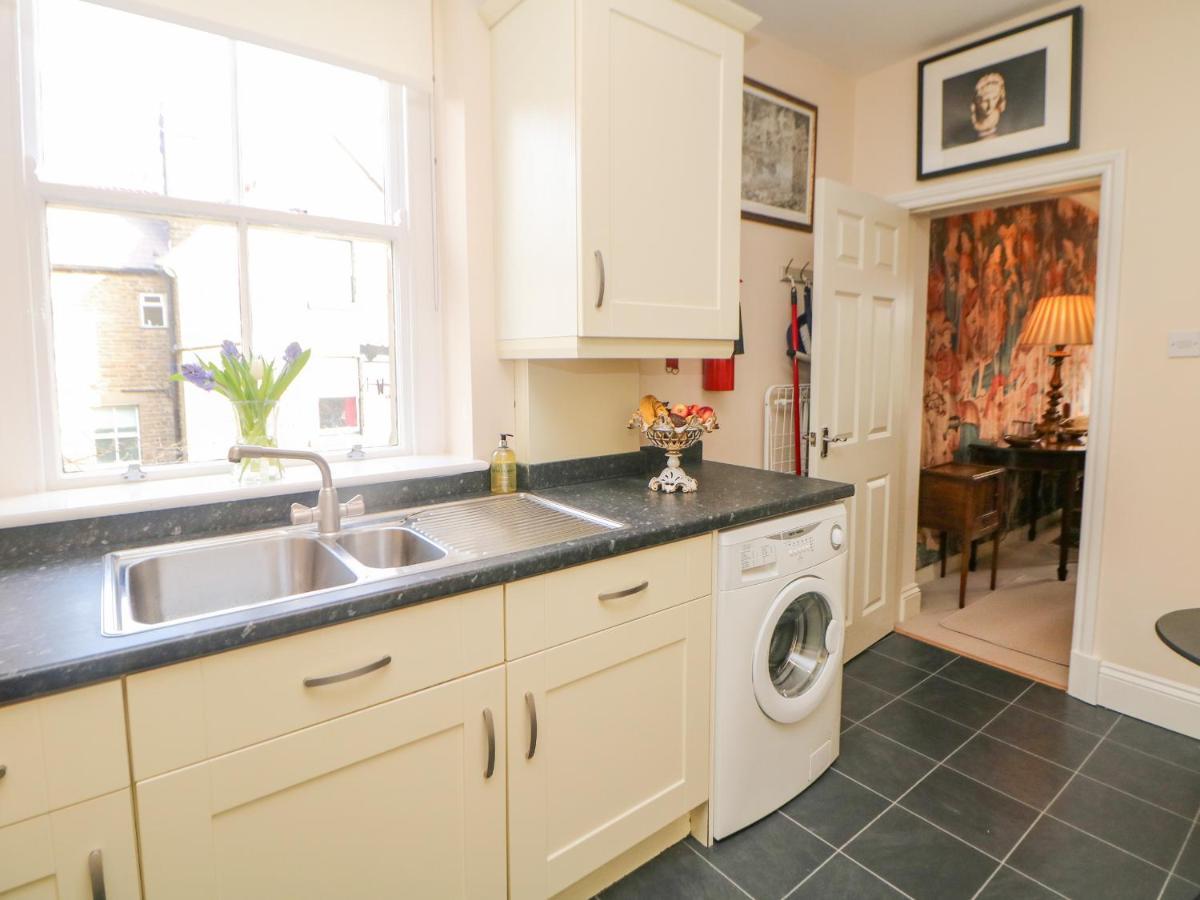 דירות בקסטון Flat 3 Haslemere מראה חיצוני תמונה