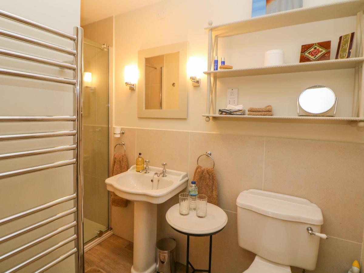 דירות בקסטון Flat 3 Haslemere מראה חיצוני תמונה